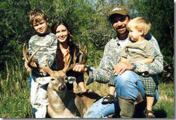 Mike Powell & Family, South Texas Whitetail Deer Hunting All Seasons Guide Service.