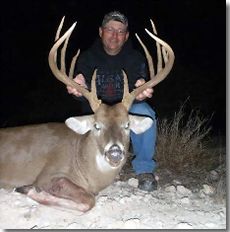 Texas Whitetail Deer Hunting !!